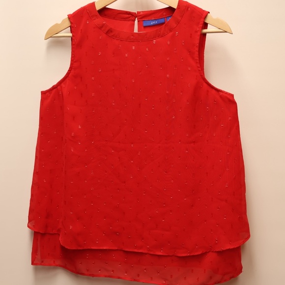 APT 9 Top Sizs Small Red blouse with sequins. Sleeveless, layered, light fabric. - Picture 7 of 11